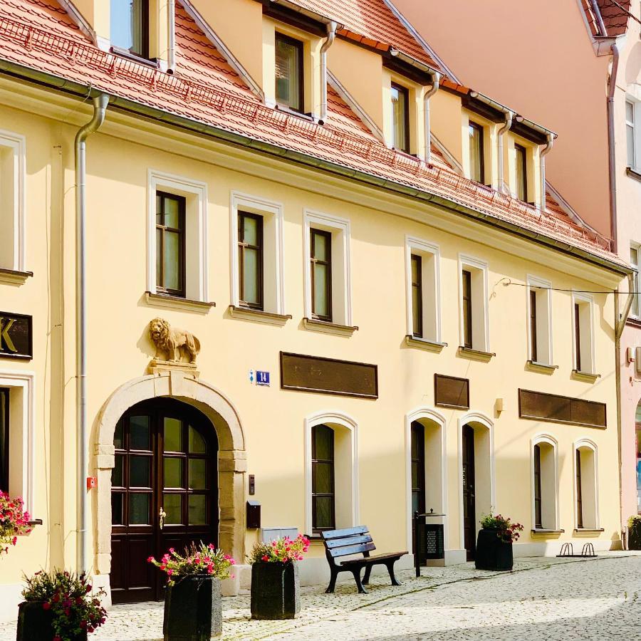 Apartament Pietrowy W Centrum Klodzka Z Darmowym Parkingiem Klodzko Exterior photo