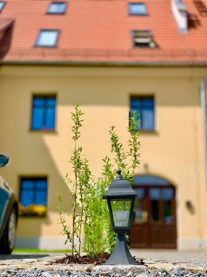Apartament Pietrowy W Centrum Klodzka Z Darmowym Parkingiem Klodzko Exterior photo
